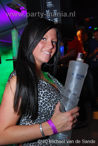100509_156_lovely_partymania