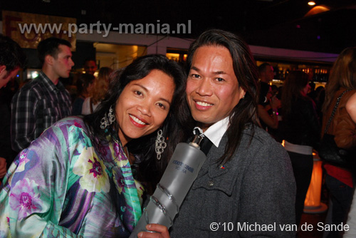100509_191_lovely_partymania
