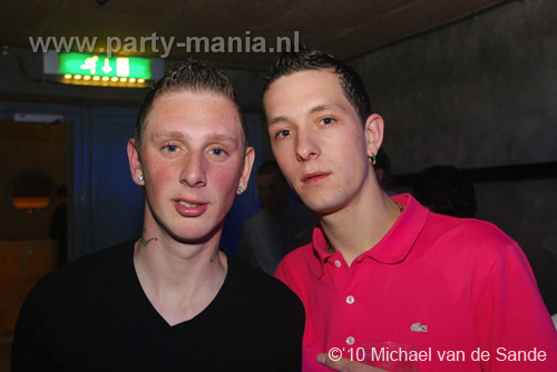 100512_036_darkraver_partymania