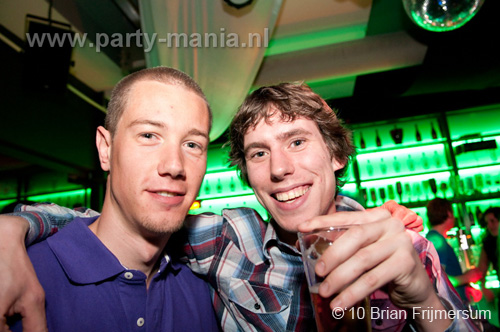 100512_024_pump_up_the_base_partymania