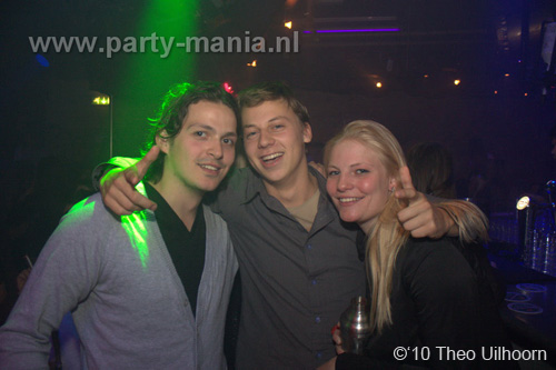 100514_019_westwood_partymania