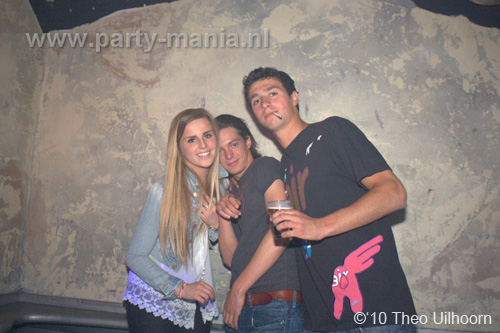 100514_027_westwood_partymania