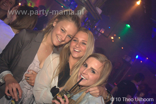 100514_044_westwood_partymania