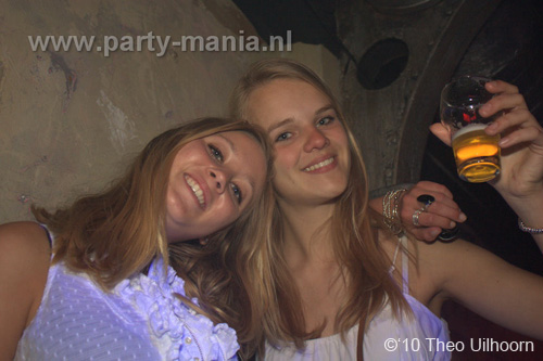 100514_048_westwood_partymania