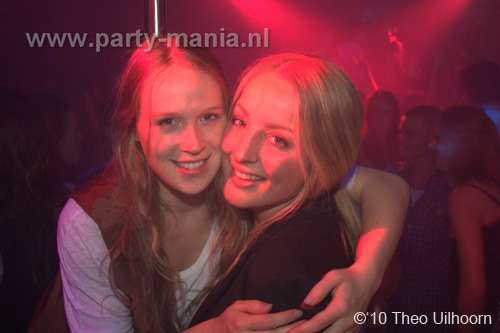 100514_062_westwood_partymania