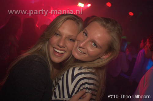 100514_064_westwood_partymania