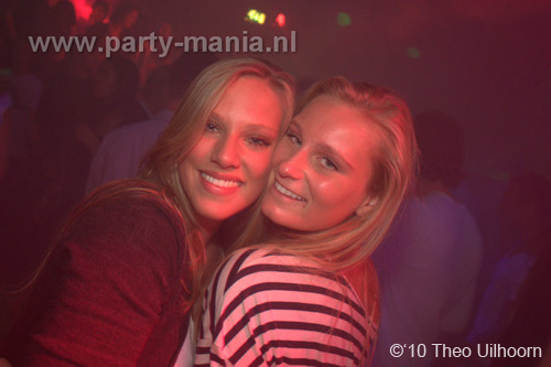 100514_065_westwood_partymania