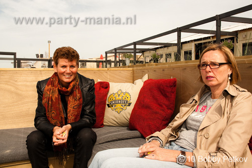100516_006_karavaan_partymania