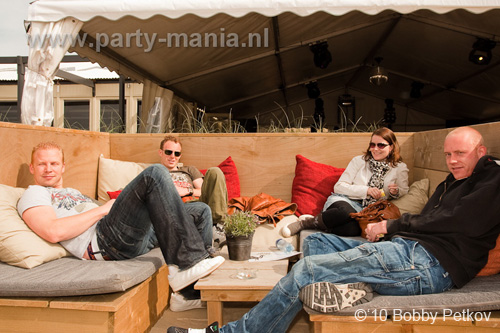 100516_033_karavaan_partymania