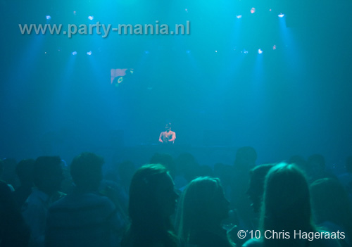 100522_028_ilovelos_partymania