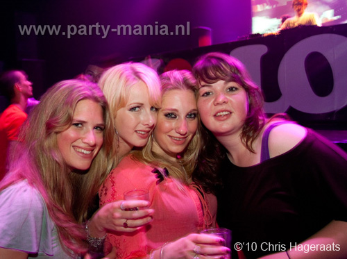 100522_034_ilovelos_partymania