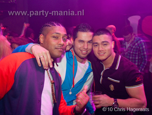 100522_035_ilovelos_partymania