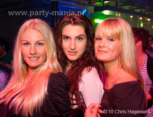 100522_037_ilovelos_partymania