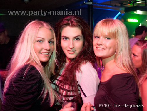 100522_038_ilovelos_partymania