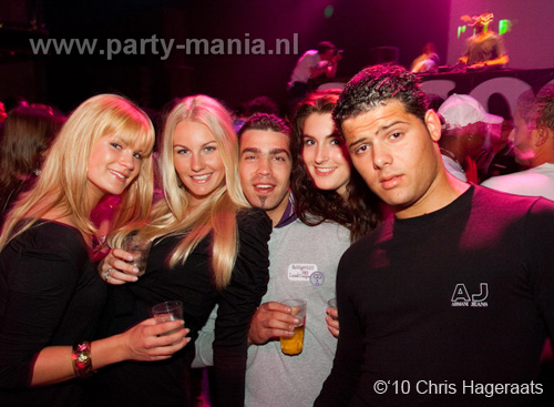 100522_045_ilovelos_partymania