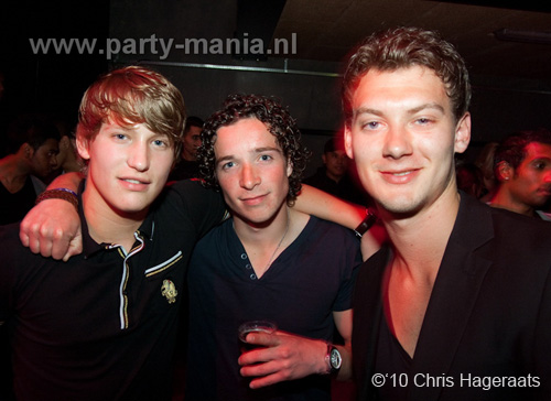 100522_088_ilovelos_partymania