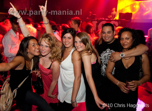 100522_091_ilovelos_partymania