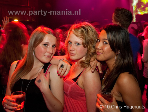 100522_095_ilovelos_partymania