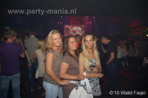 100522_000_los_partymania