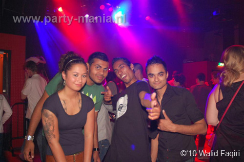 100522_029_los_partymania