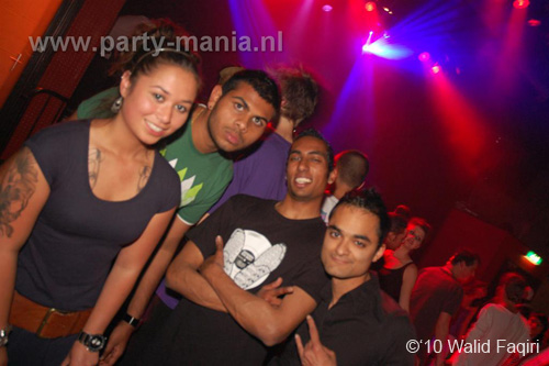 100522_030_los_partymania