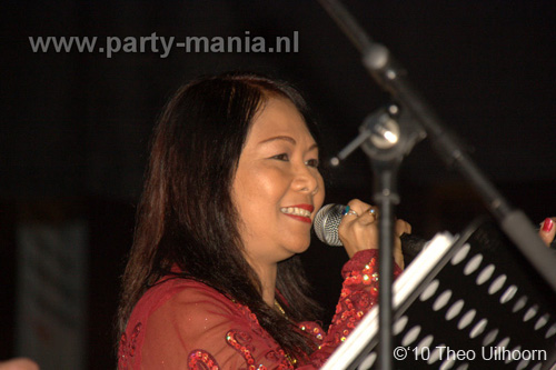 100522_032_tong_tong_fair_partymania