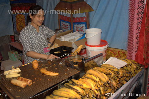 100522_042_tong_tong_fair_partymania