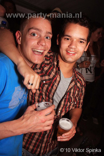 100522_126_whoosah_partymania