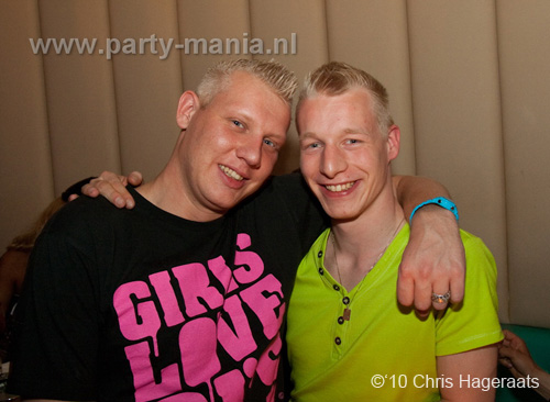 100523_030_allstars_partymania