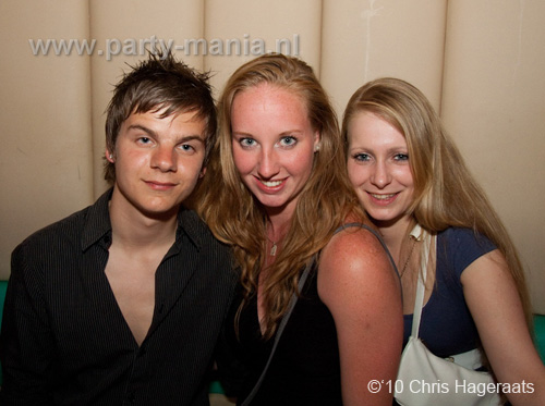 100523_035_allstars_partymania