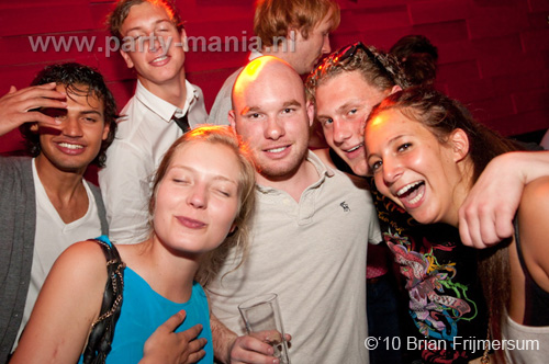 100529_031_stug_partymania