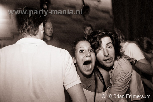 100529_037_stug_partymania