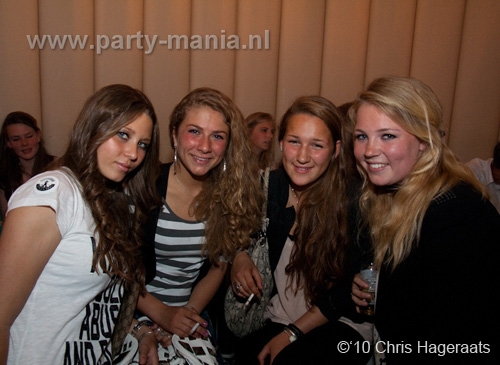 100601_026_graduation_day_partymania