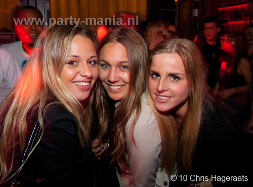 100601_056_graduation_day_partymania