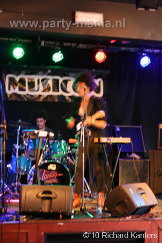 100605_034_kaderock_partymania