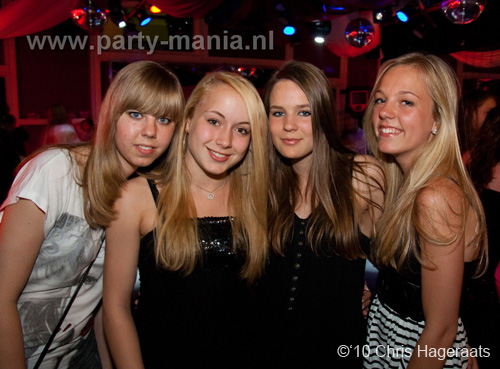 100605_006_punk_partymania