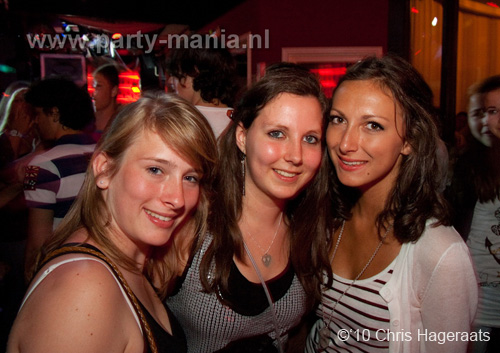 100605_044_punk_partymania