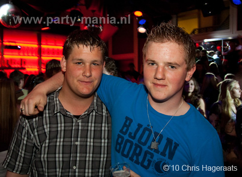 100605_045_punk_partymania