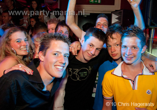 100605_069_punk_partymania