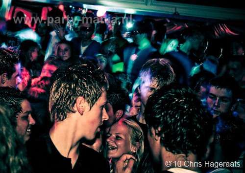 100605_090_punk_partymania
