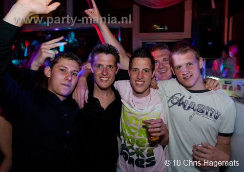 100605_097_punk_partymania