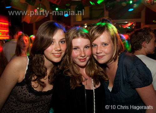 100605_114_punk_partymania
