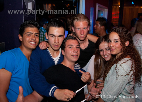 100605_117_punk_partymania
