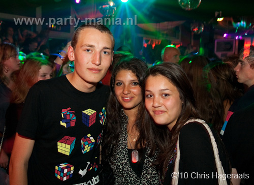 100605_154_punk_partymania