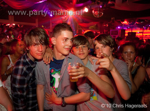 100605_160_punk_partymania