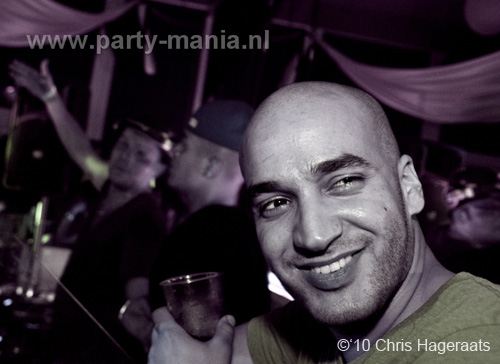 100605_169_punk_partymania