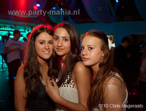 100605_173_punk_partymania