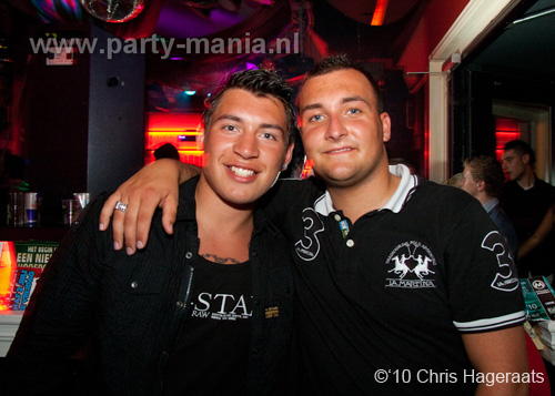 100605_186_punk_partymania