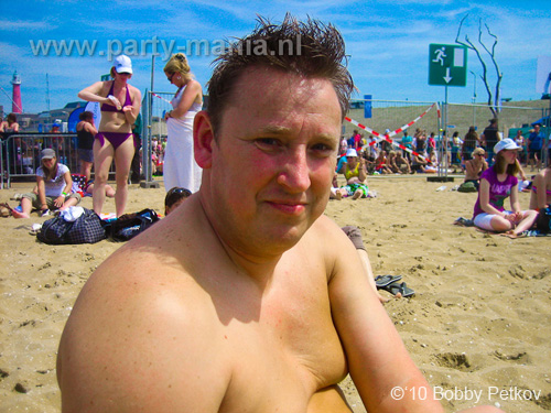 100605_027_royal_beach_partymania