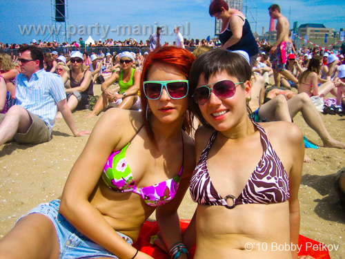 100605_058_royal_beach_partymania